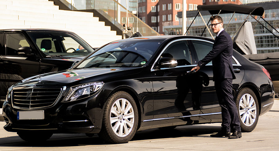 London Airport Chauffeur Service For Hire